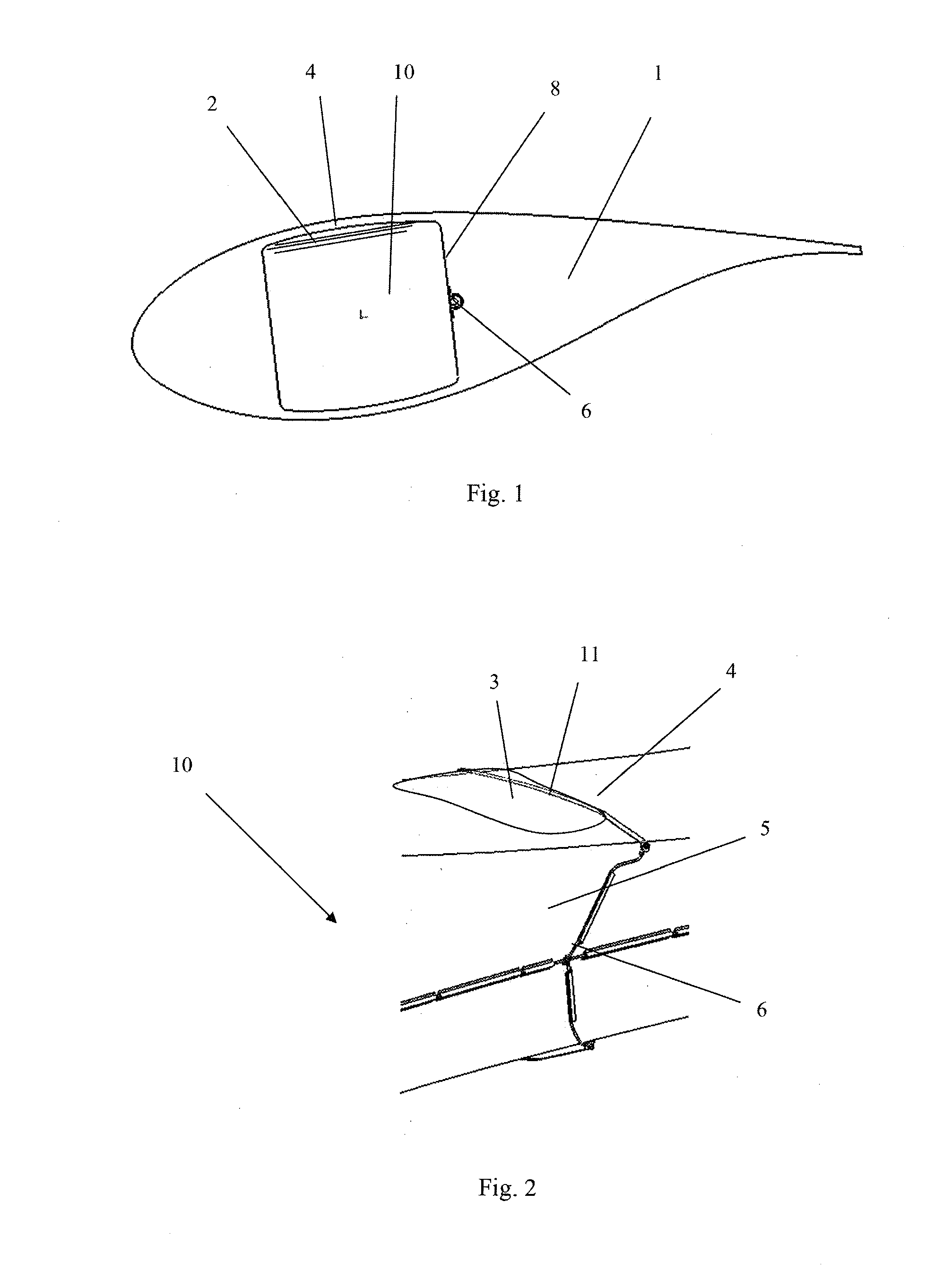 Lightning conduction system for wind turbine blades with carbon fiber laminates