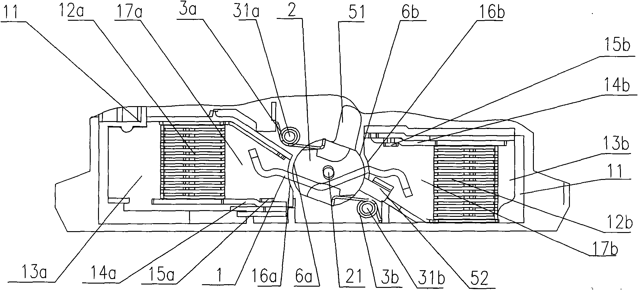 Circuit-breaker automatic closing contact device with high breaking capacity