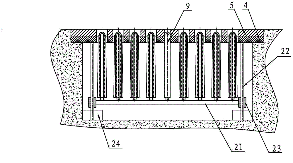 Efficient anaerobic fermentation device for straw feed and application method thereof
