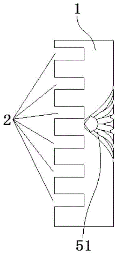 Refrigerating fluid flow distributing structure, micro-channel flow distributing assembly, heat exchanger and air-conditioner