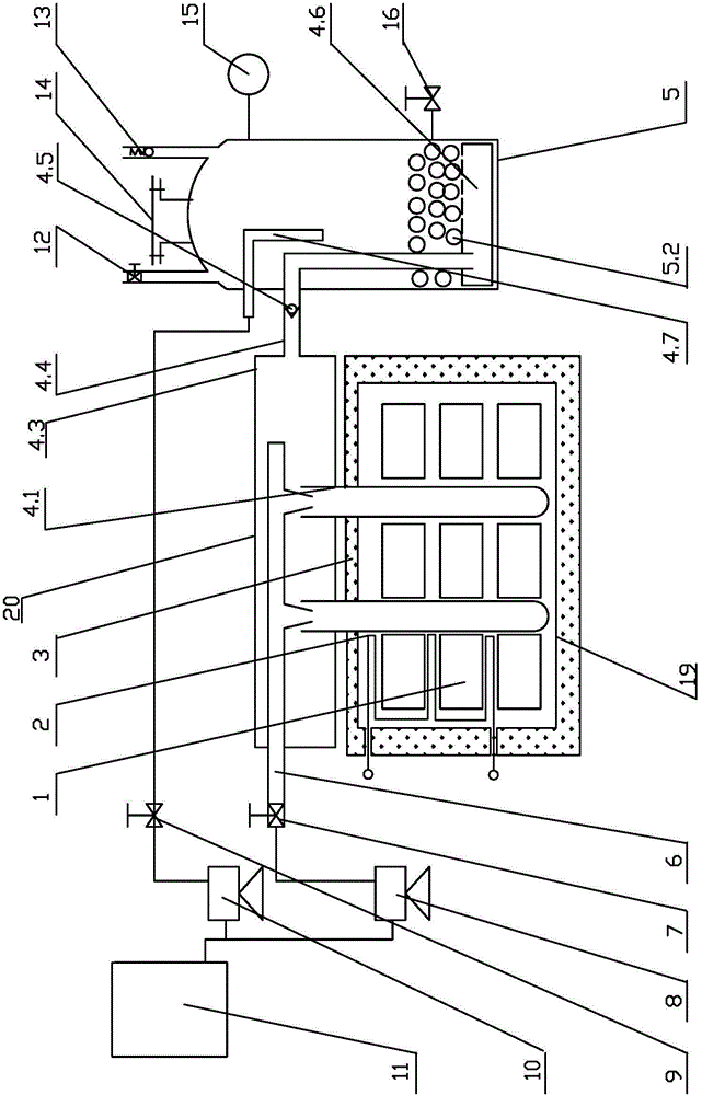 Device for transferring heat in solid energy storage body by means of high-temperature steam