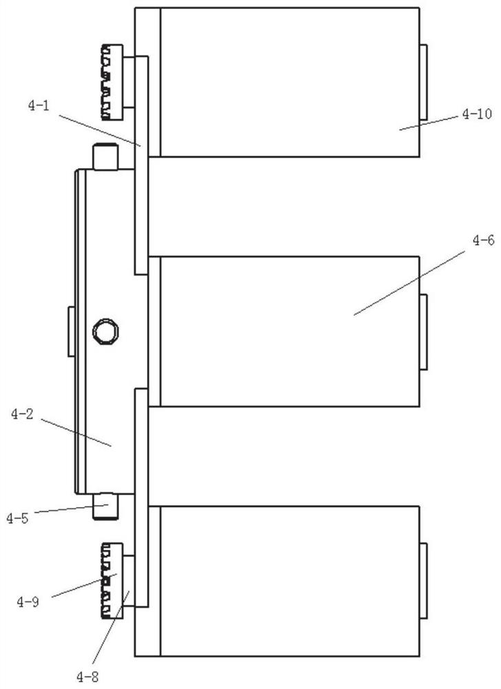 Pipeline leaking stoppage robot and working method