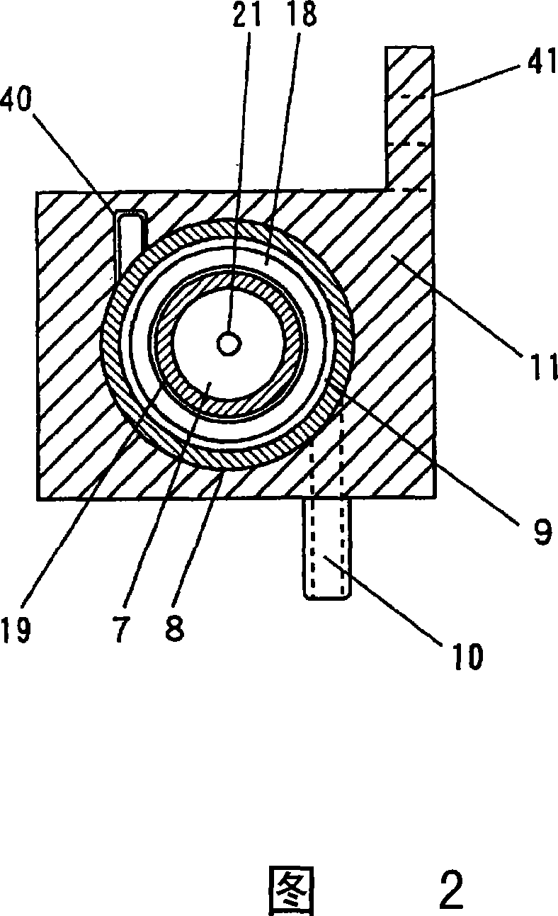 Fluid heating device, and hot water supply device using it