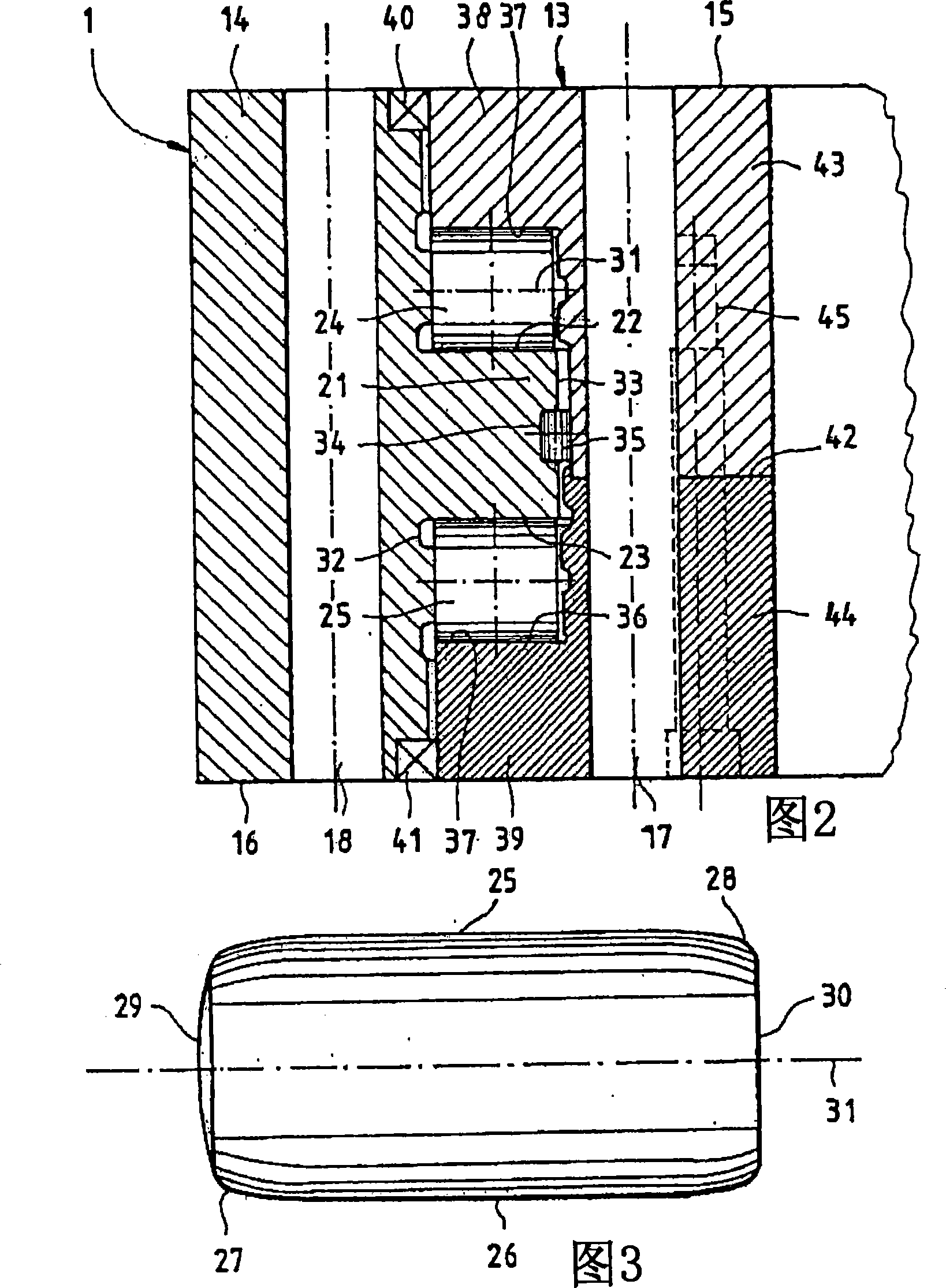 Bearing unit for a long rotor blade of a wind power installation, wind power installation comprising one such rotor blade bearing arrangement, and method for operating one such wind power installation