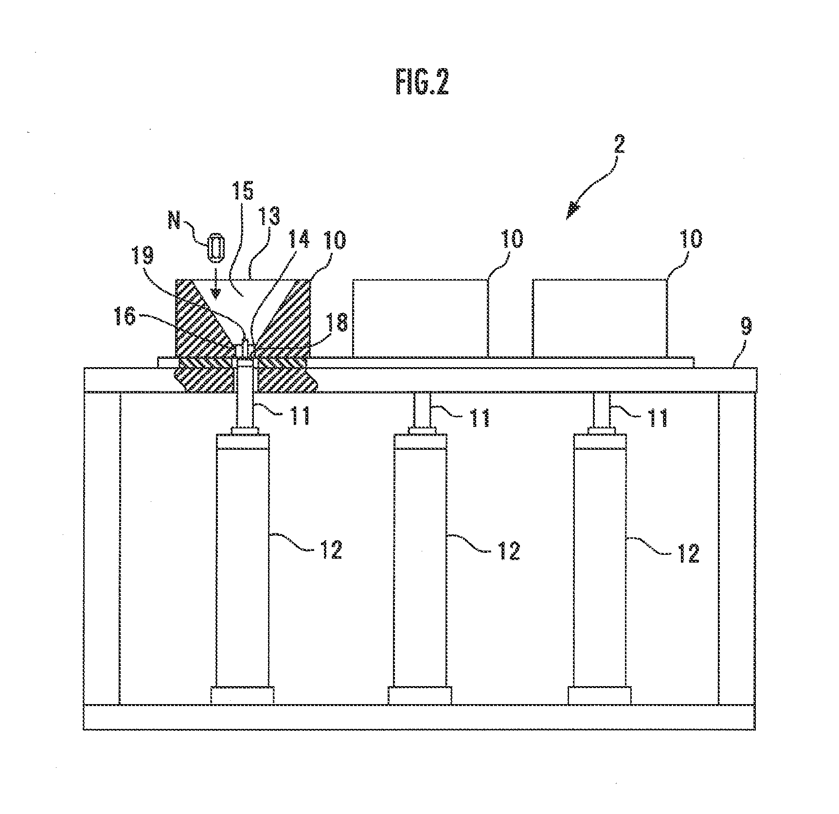 Nut feeding system