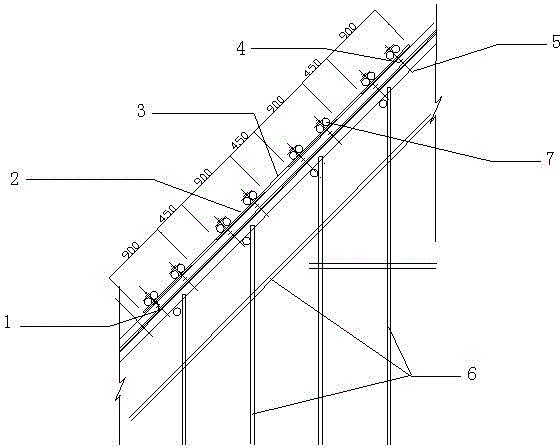 Spaced formwork supporting and concrete pouring method for pitched roof