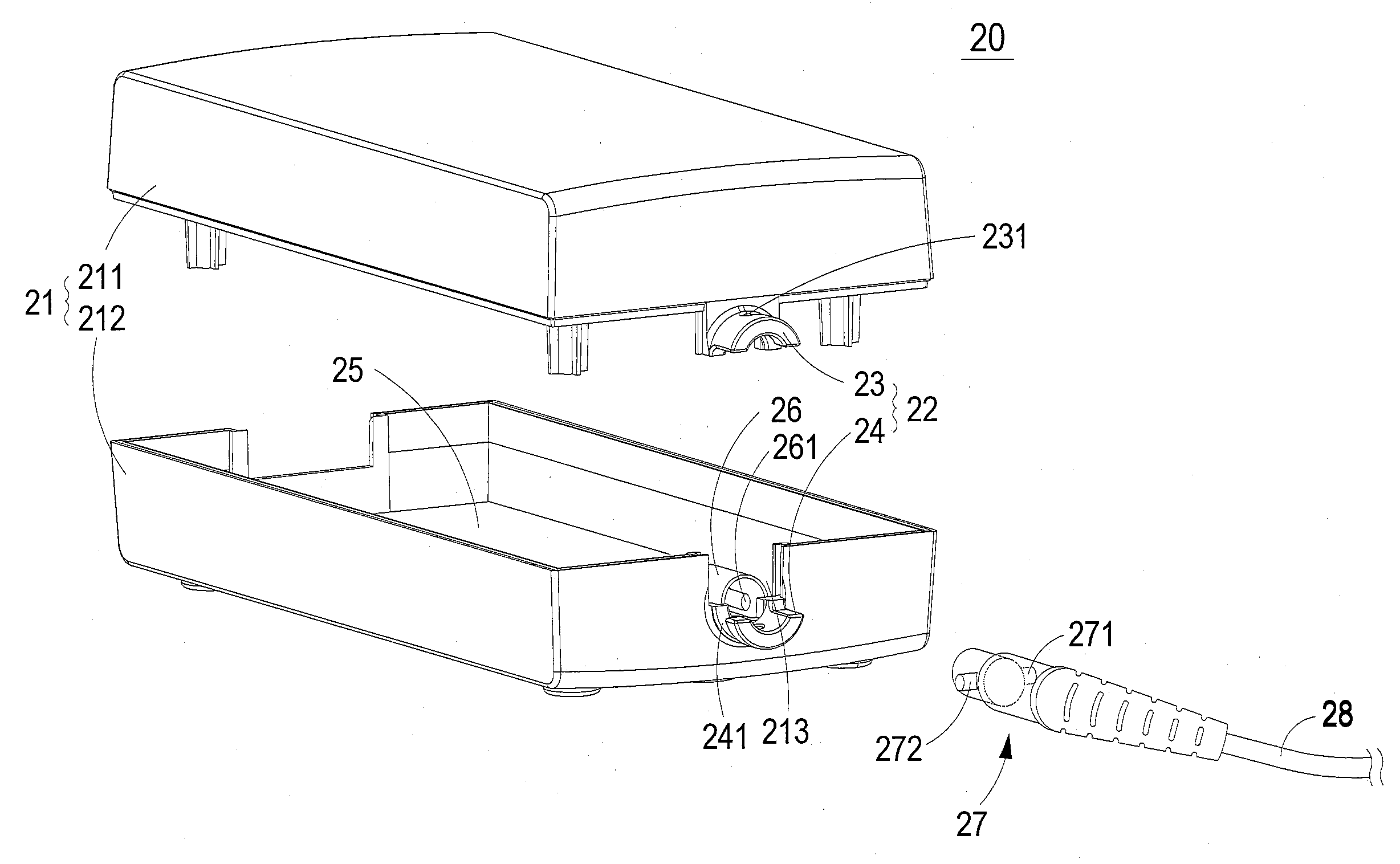 Power adapter having detachable power cable coupler head