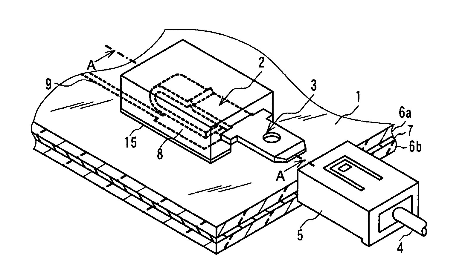 Wire connection structure for laminated glass and laminated glass including such a wire connection structure