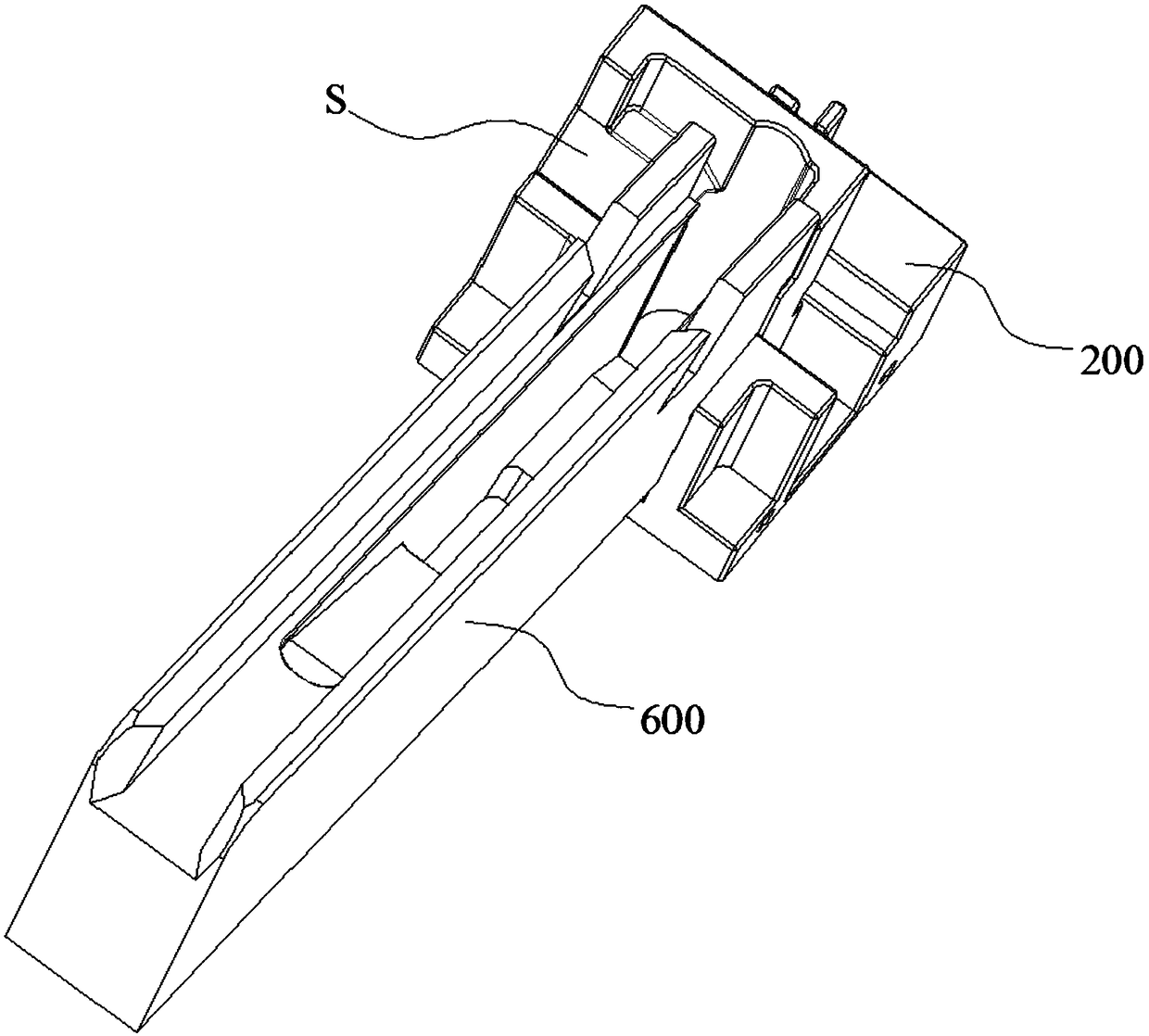 Reaction cup pusher and reaction cup loading device