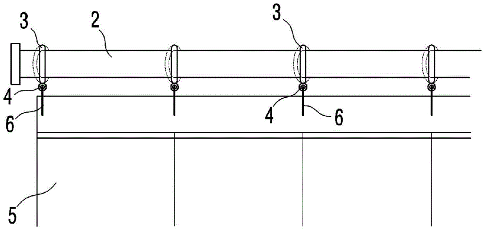 Hanging device for curtain hanger