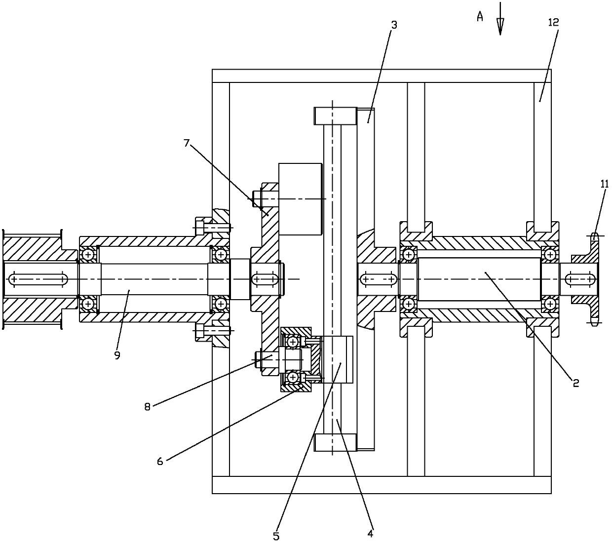 Puncturing synchronous transmission device of paper bag machine