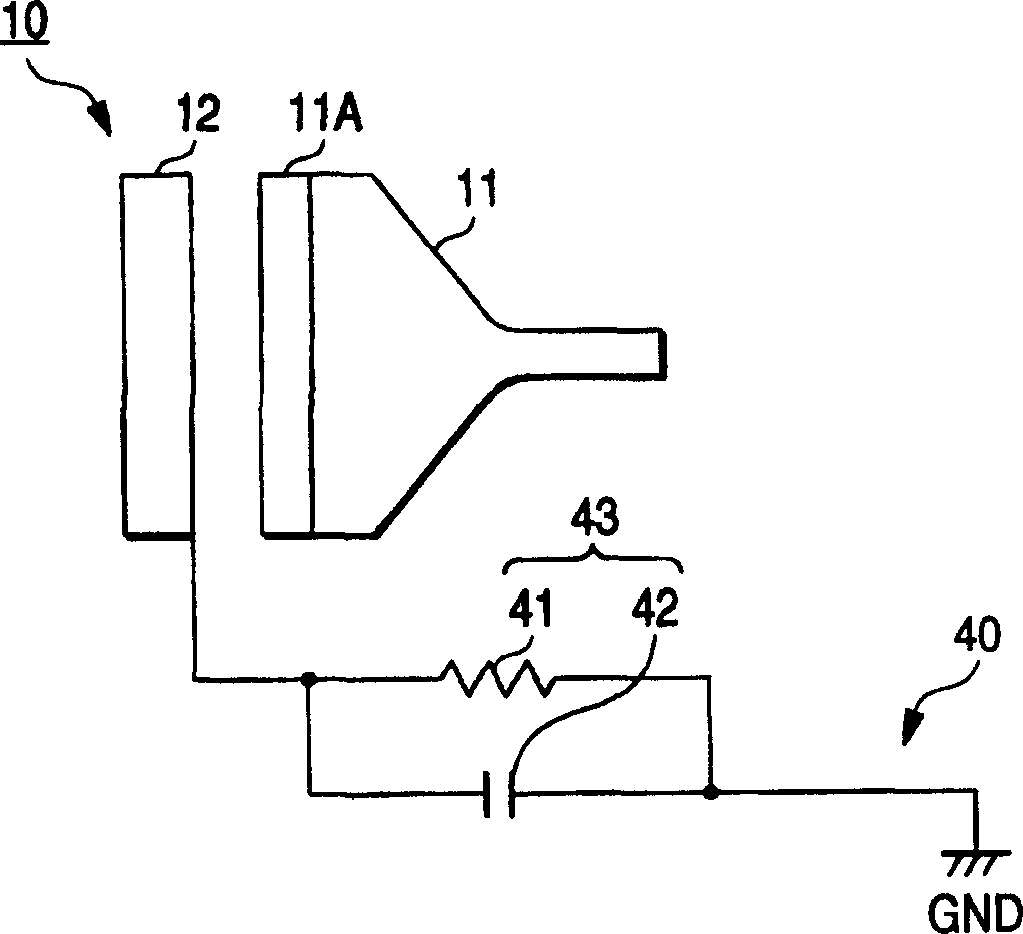 Electronic apparatus with metal part containing cabinet