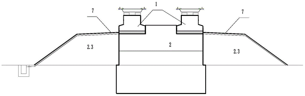 A structure for the transition section between the low-mounted track beam and the viaduct in a medium-low speed maglev traffic engineering