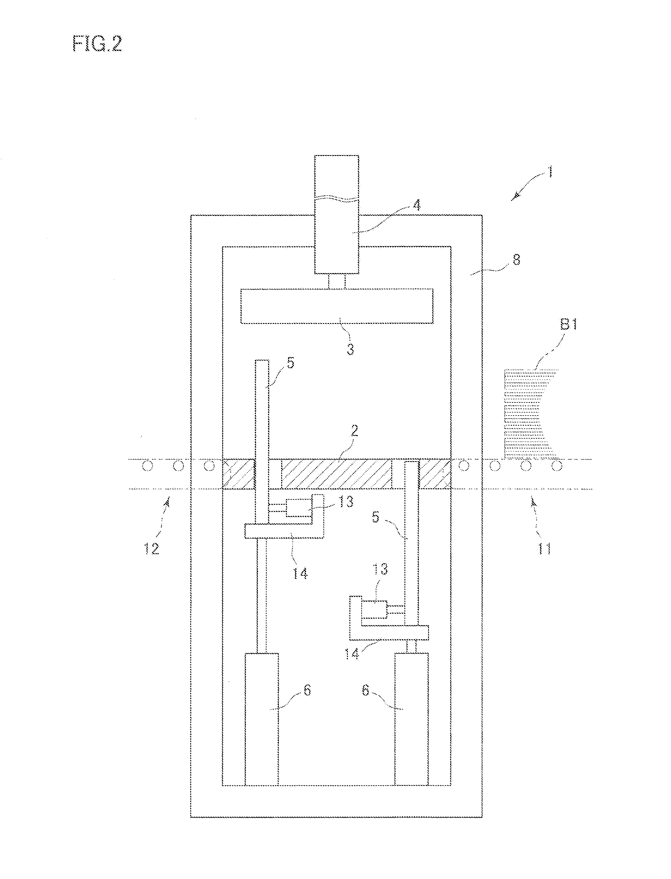 Dewatering Method for Correcting Water Content of Green Veneer for Plywood and Apparatus for Dewatering the Green Veneer