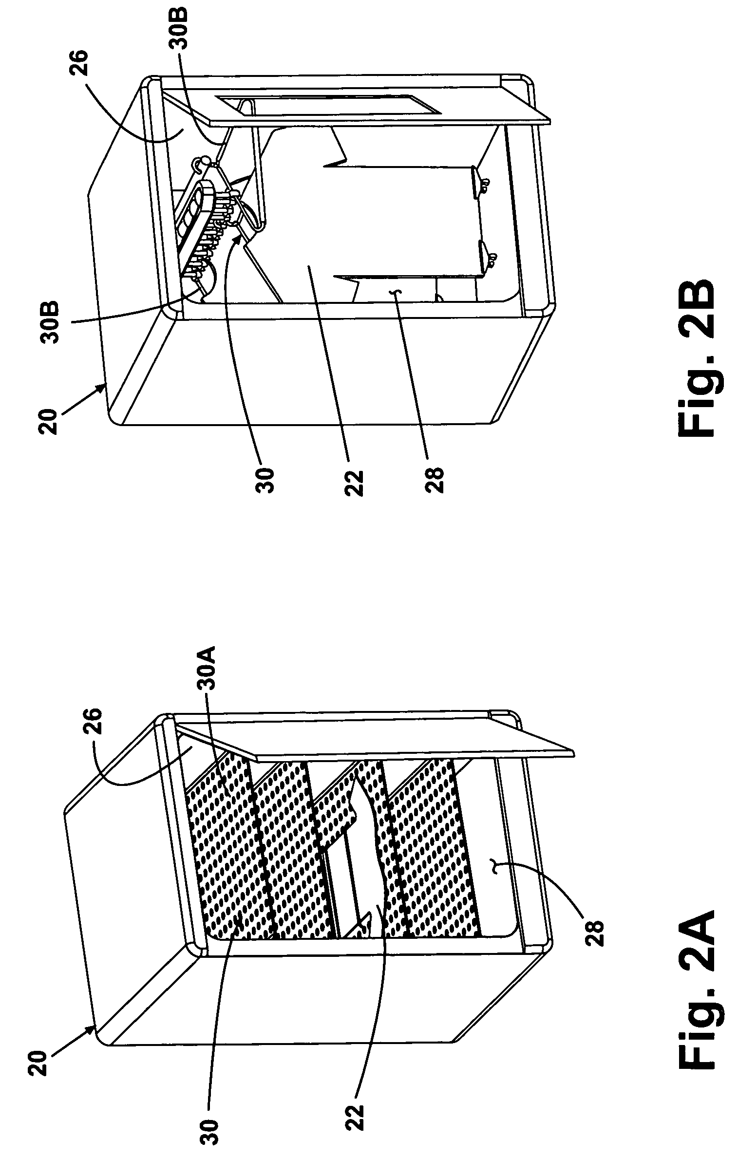 Automatic fabric treatment appliance with a manual fabric treatment station