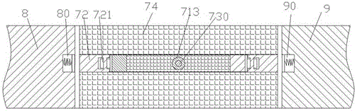 Safety covering device for moving gap for articulated vehicle