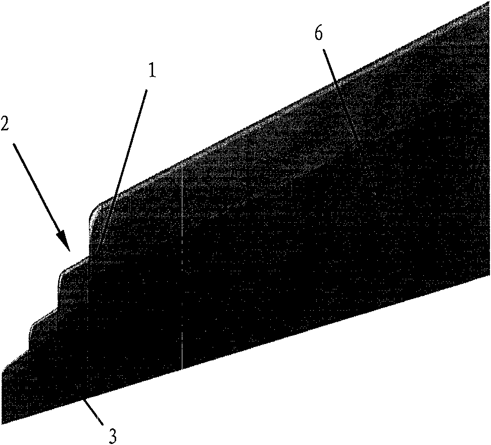 Airplane wingtip device with aligned front edge