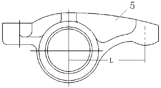 Detection tool and method for measuring distance dimension of center plane of arc structure