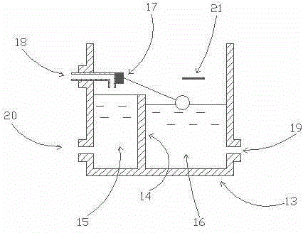 Anti-clogging capillary drip irrigation emitter with flat plate superimposition structure