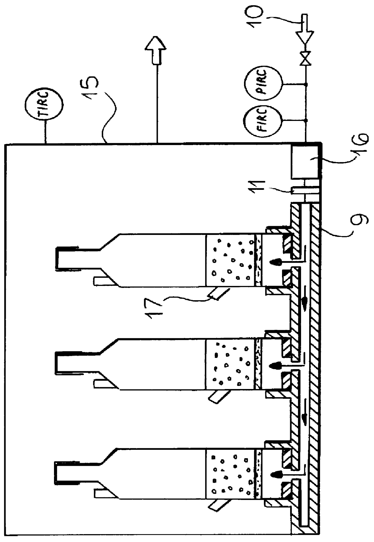 Device for the series cultivation of micro-organisms or cells in gasified liquid columns