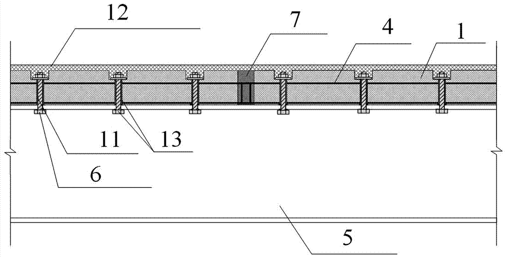 Anti-fatigue damage element-replaceable assembled composite beam and construction method