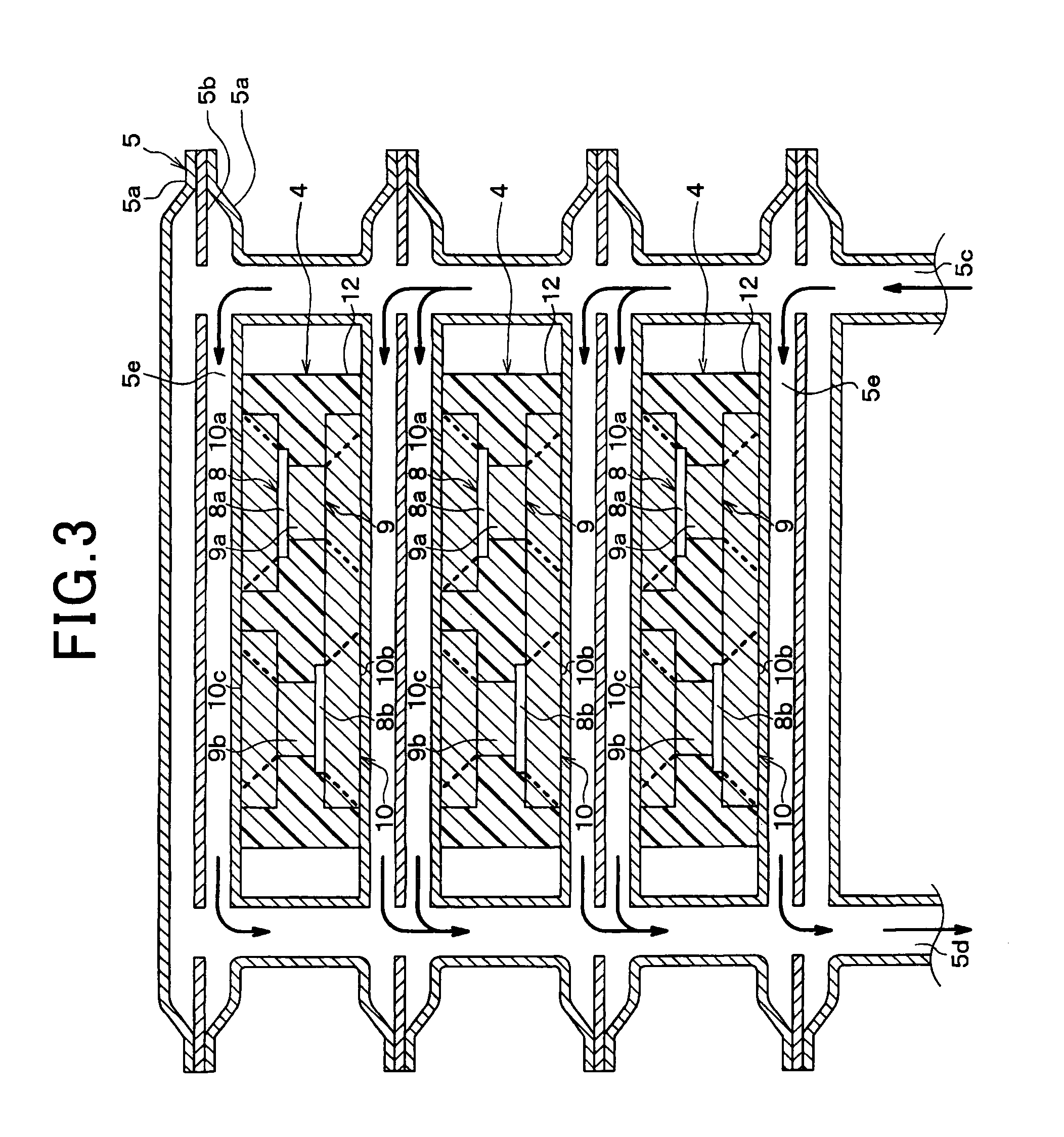 Semiconductor device accomodating semiconductor module with heat radiation structure