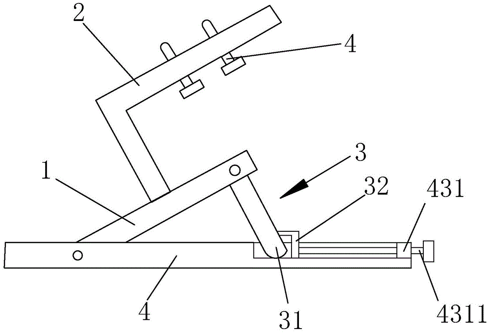 Angle adjusting device
