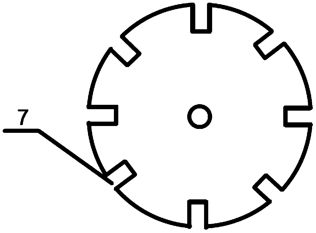 Crushing structure of PE particle crushing machine