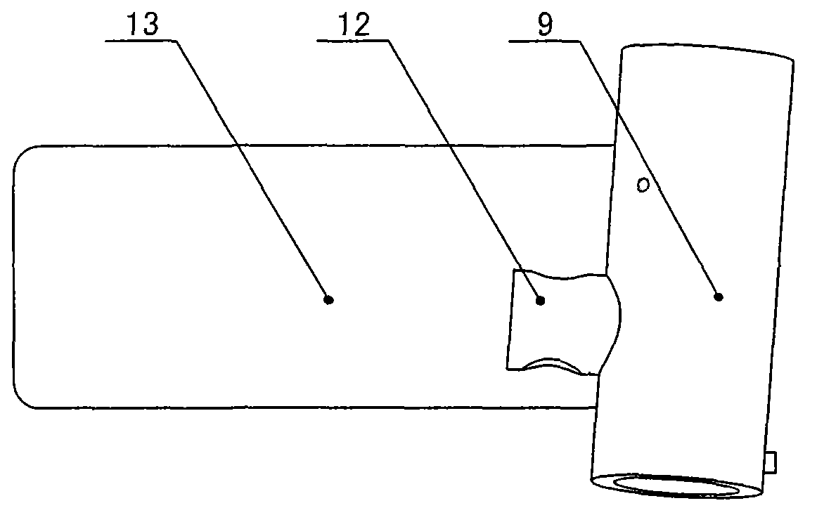 Potato harvester soil cutting mechanism