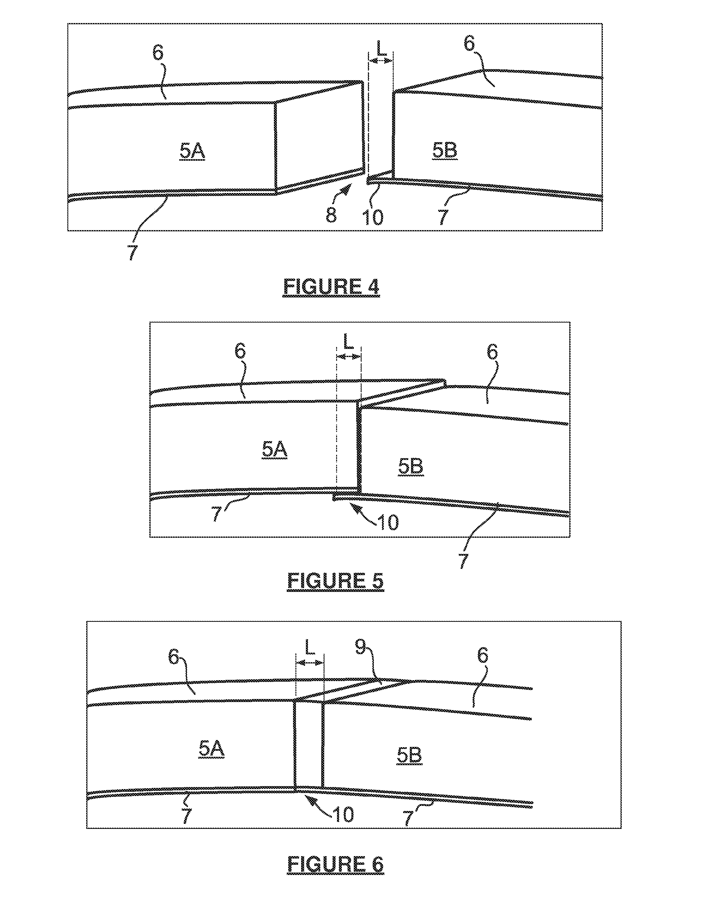 Method for mounting an acoustic panel in a housing of a turbomachine and turbomachine comprising an acoustic panel