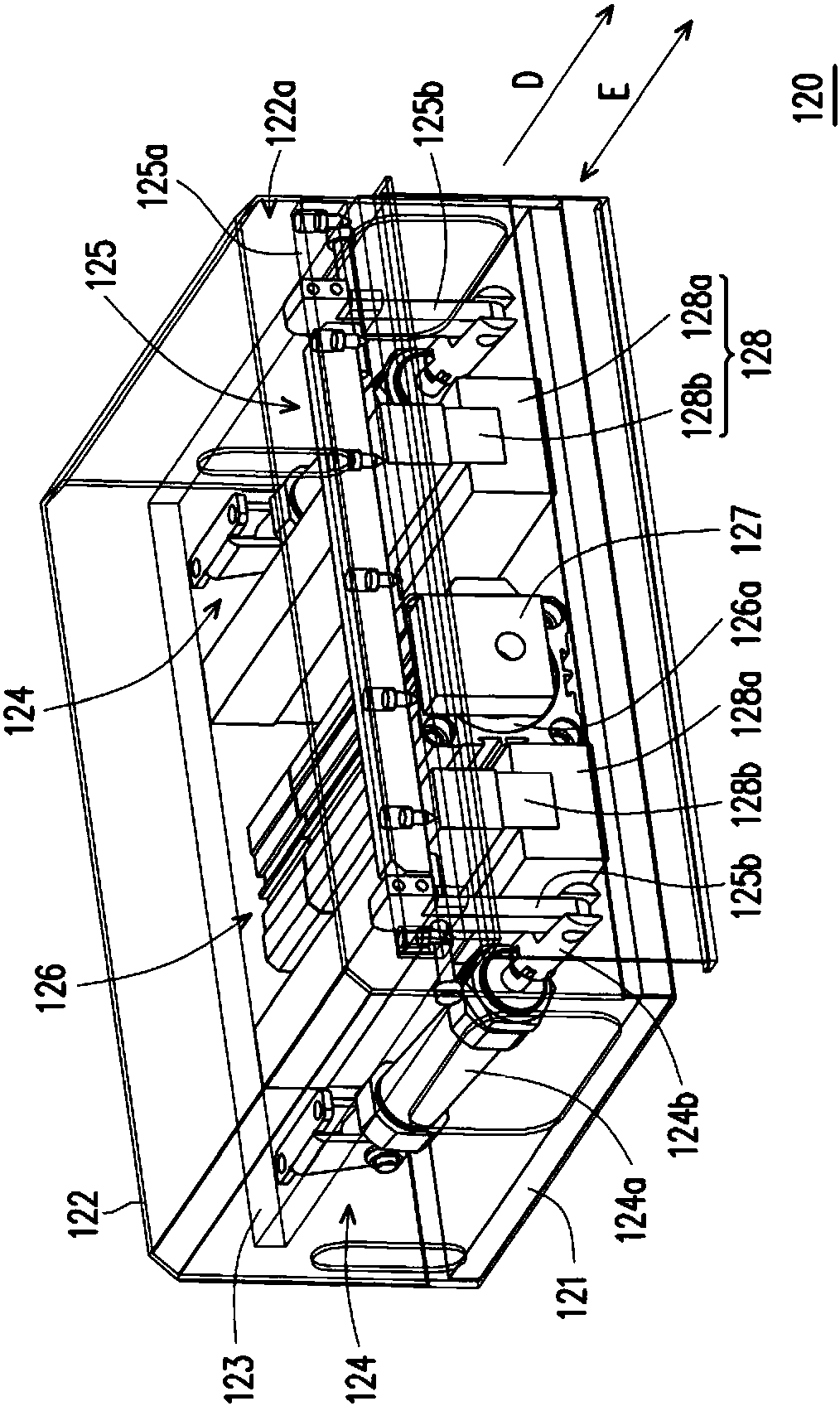 Manufacturing apparatus and manufacturing method of plastic component