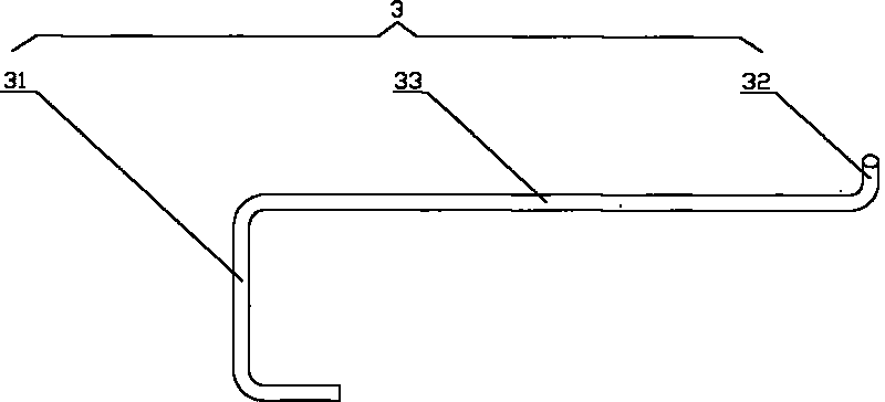Truck and auxiliary closing device for bottom door thereof