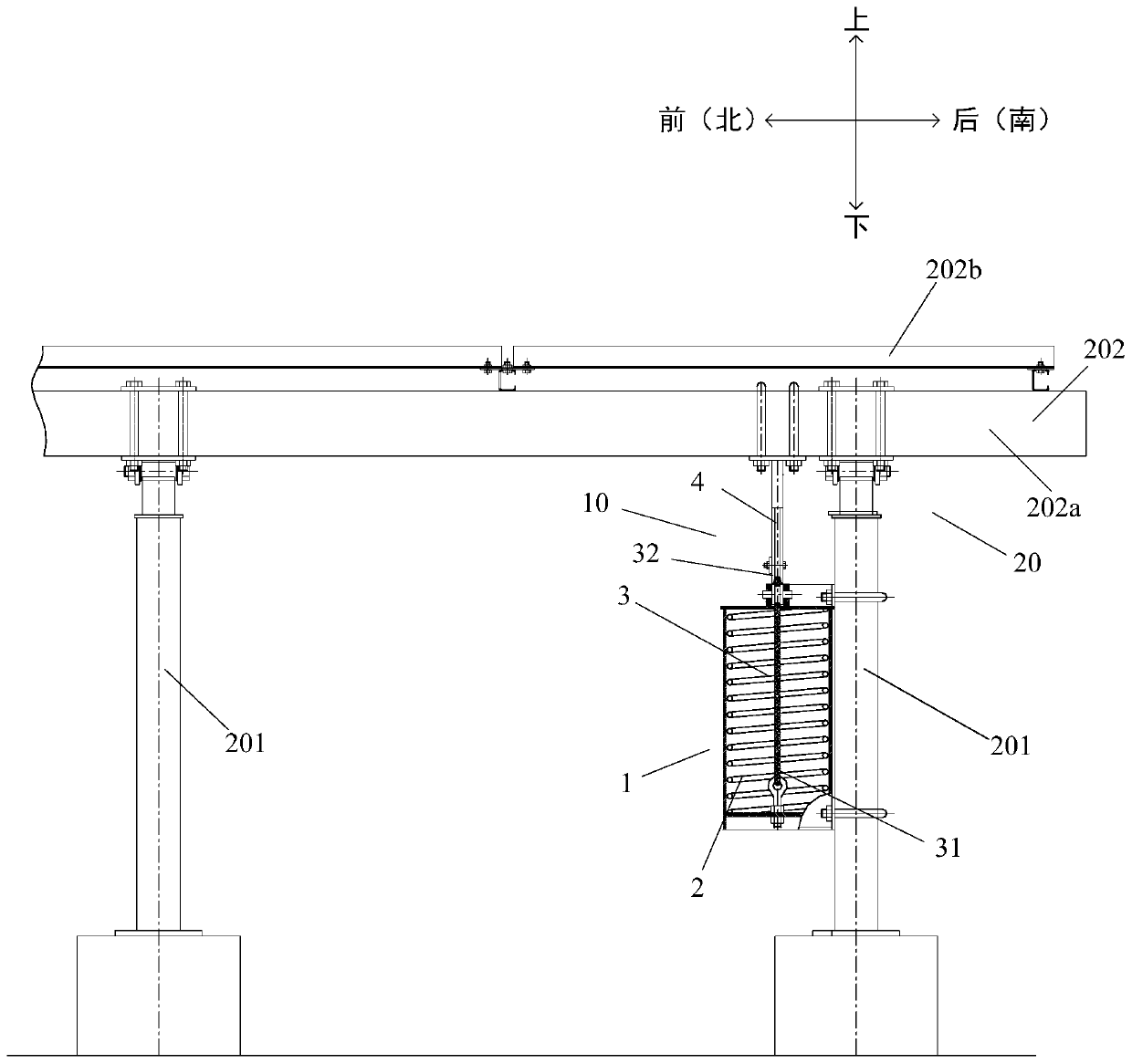 Photovoltaic tracking bracket and eccentric compensation device