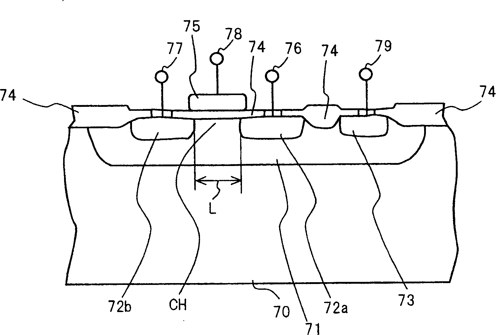 Amplifier with gain in direct proportion to power voltage