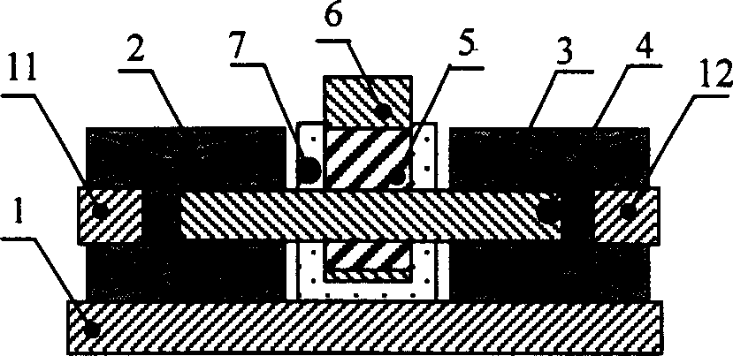 Magnetic attracted plane reflective mirror optical valves