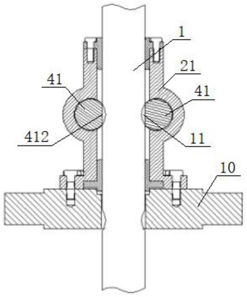 A fixed position follow-up rigid support mechanism