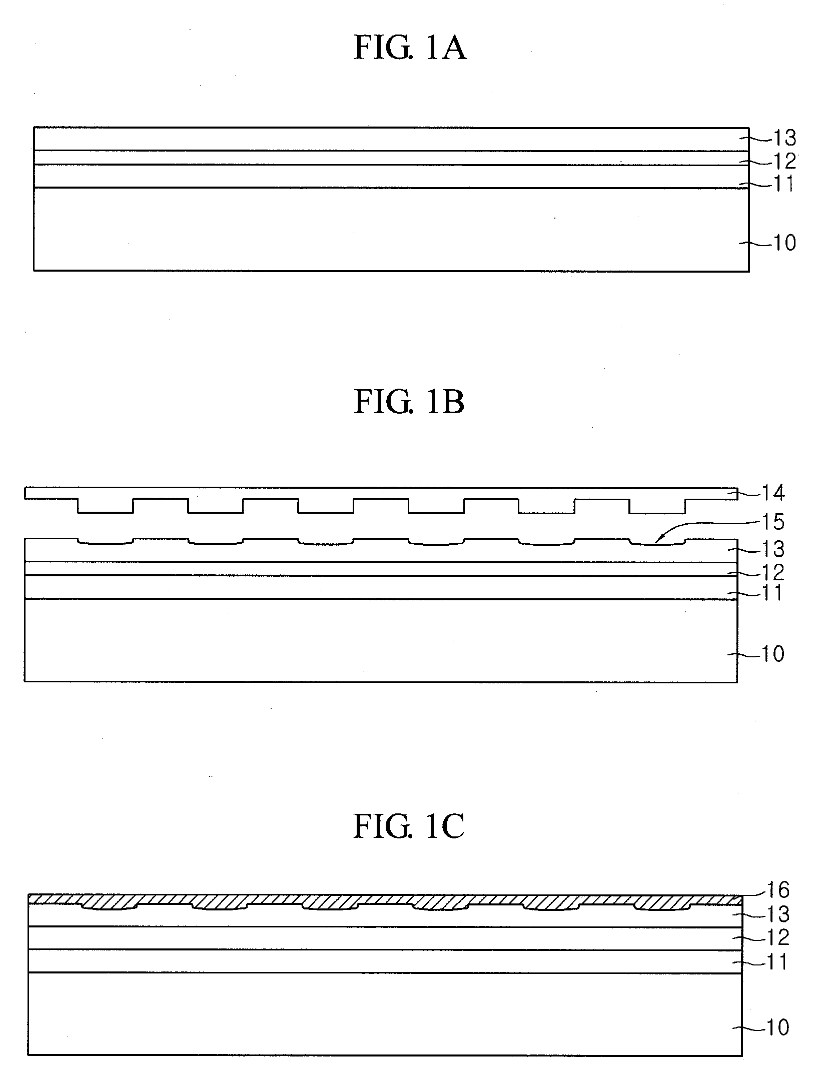 Method of forming an integrated optical polarization grid on an LCD subsrate and liquid crystal display manufactured to include the grid