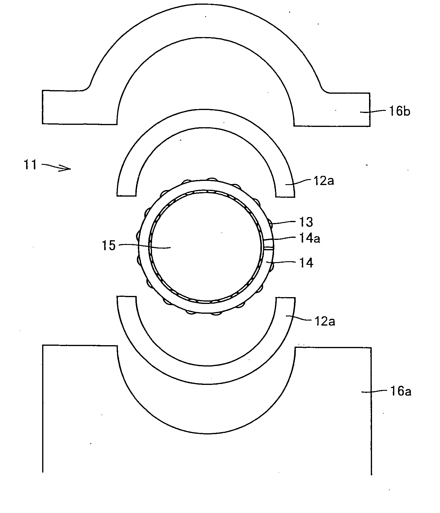 Needle roller bearing, crank shaft supporting structure, and split method of outer ring of needle roller bearing