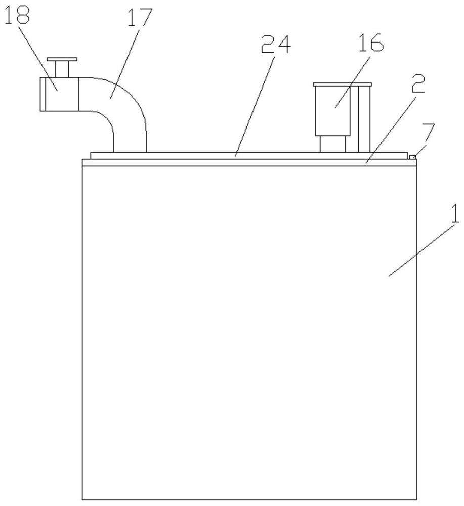 Intelligent rainwater collecting device