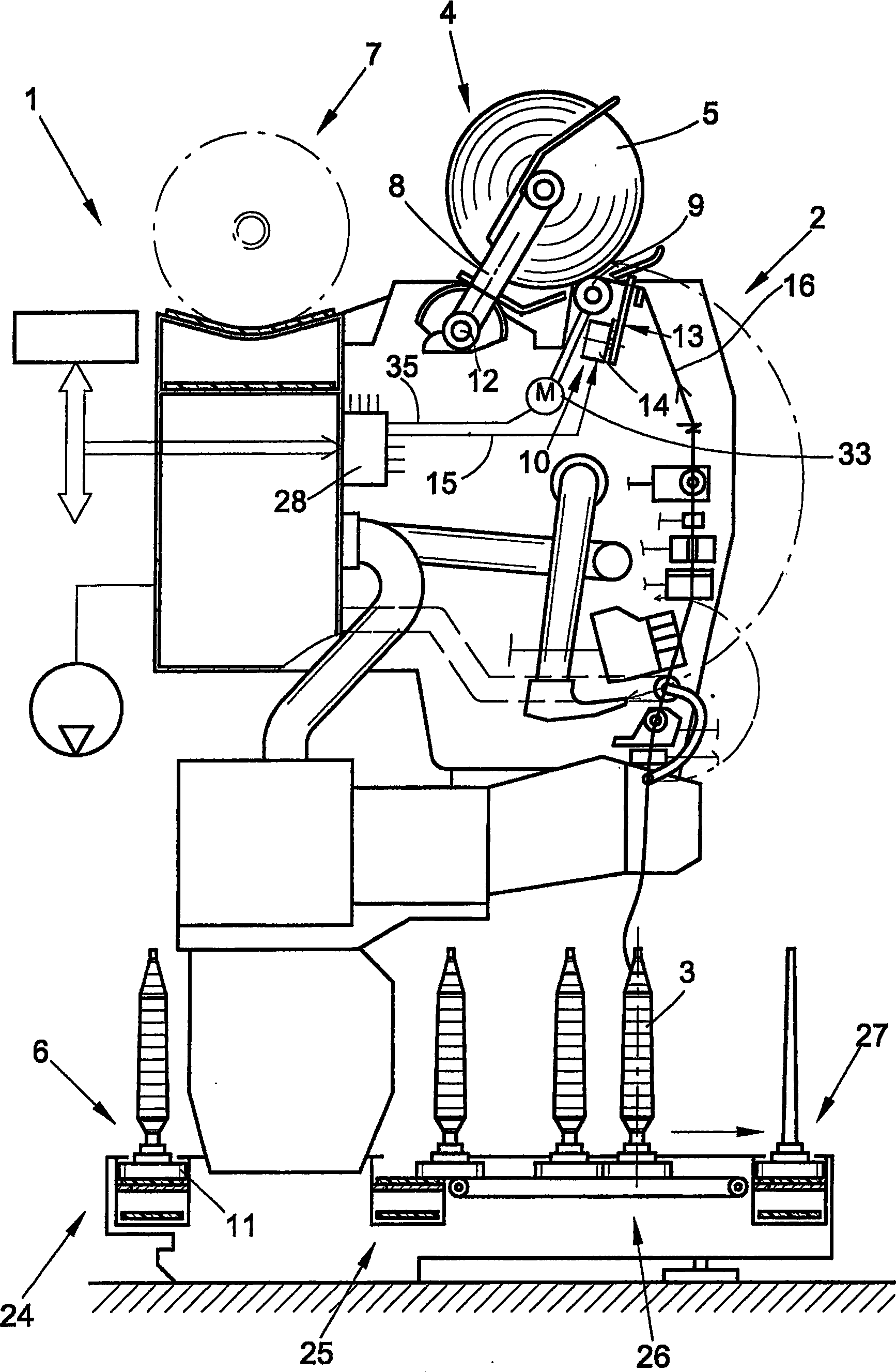 Yarn traversing device for a winding device of a textile machine producing cross-wound bobbins