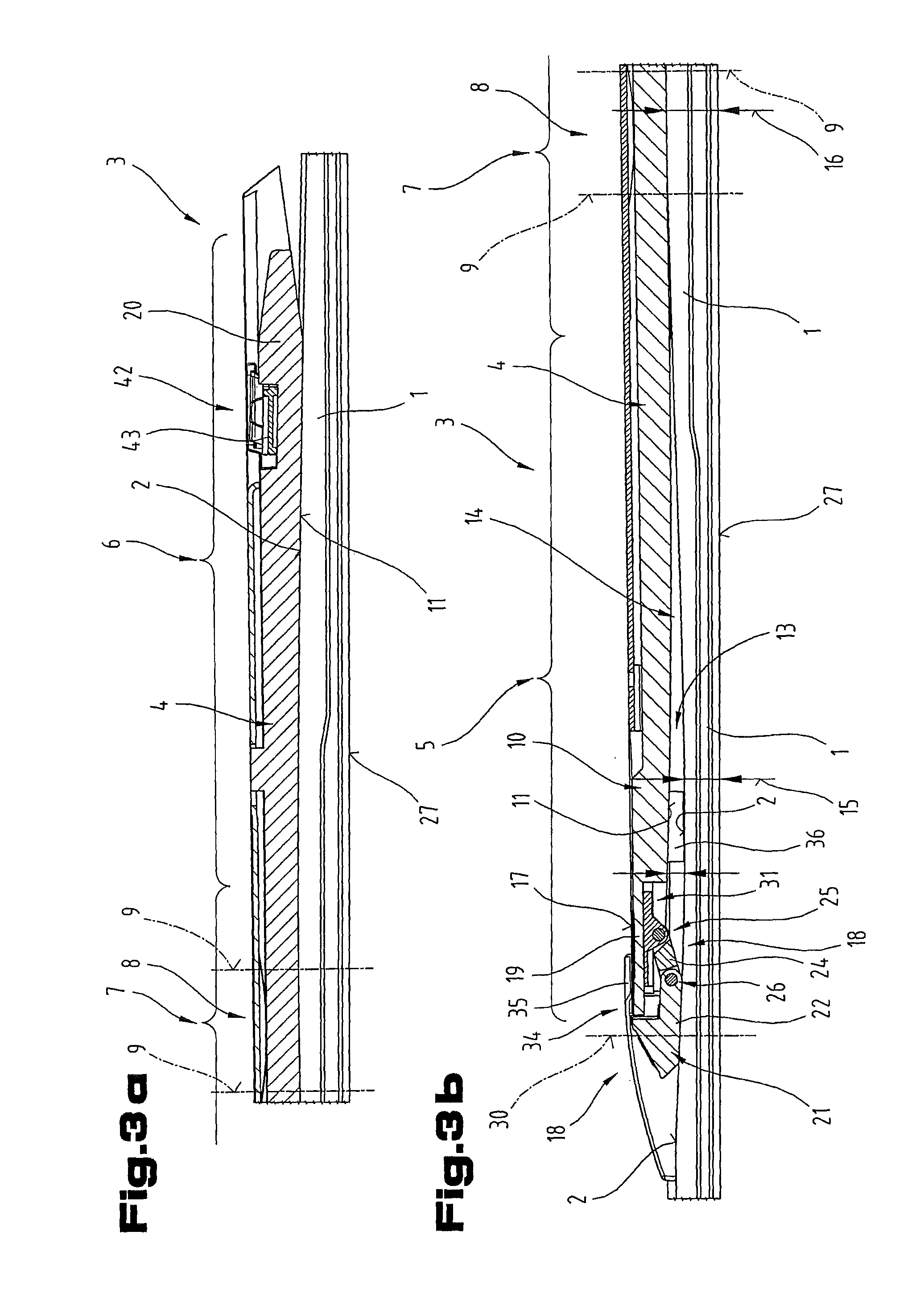 Ski with a connecting device for a ski binding