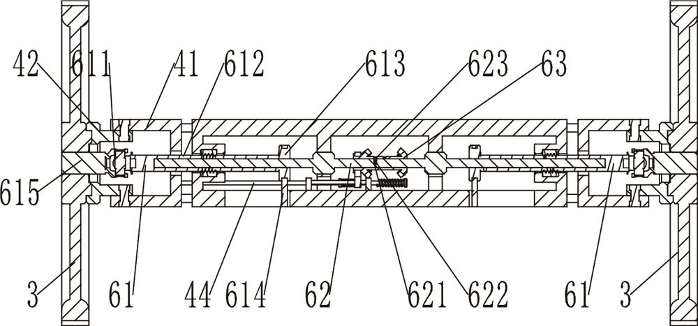 Adjustable weeding device of rice transplanter