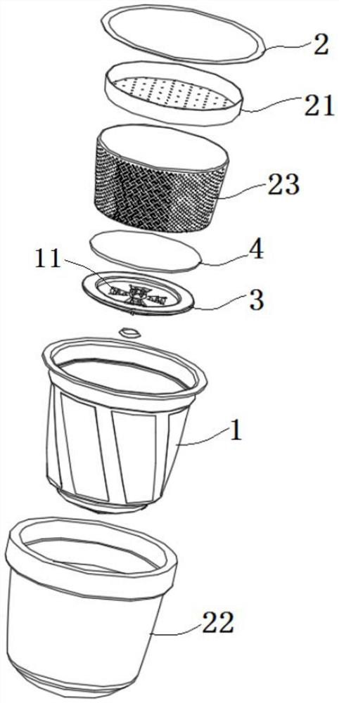 Single-cup structure capable of reversely puncturing bottom by external force