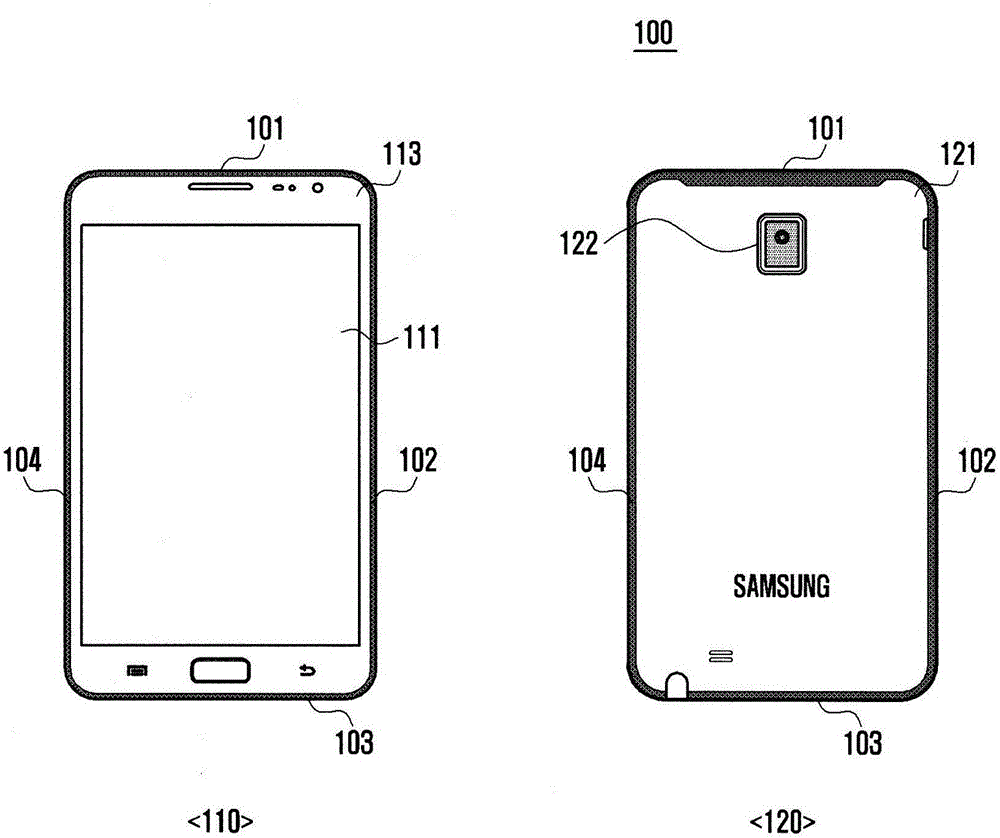 Electronic device having capacitor