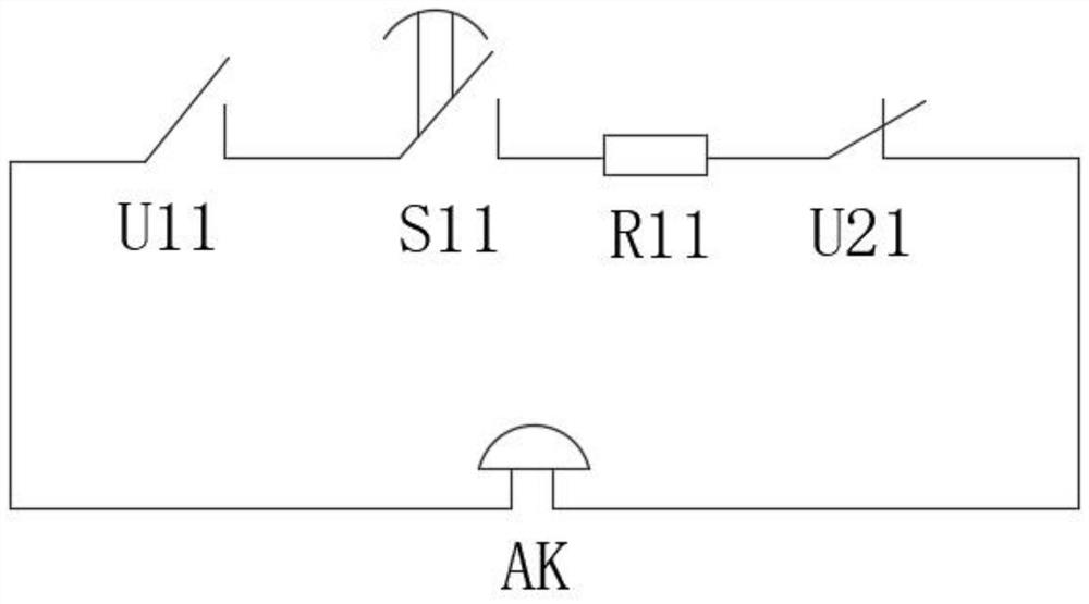 An automatic reclosing device for voltage loss tripping