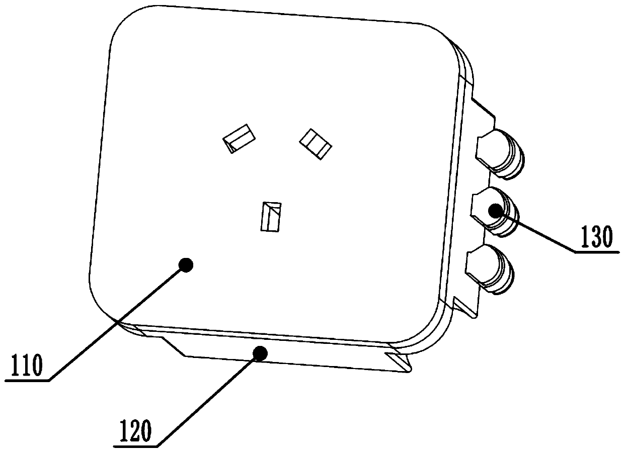 Combinable socket