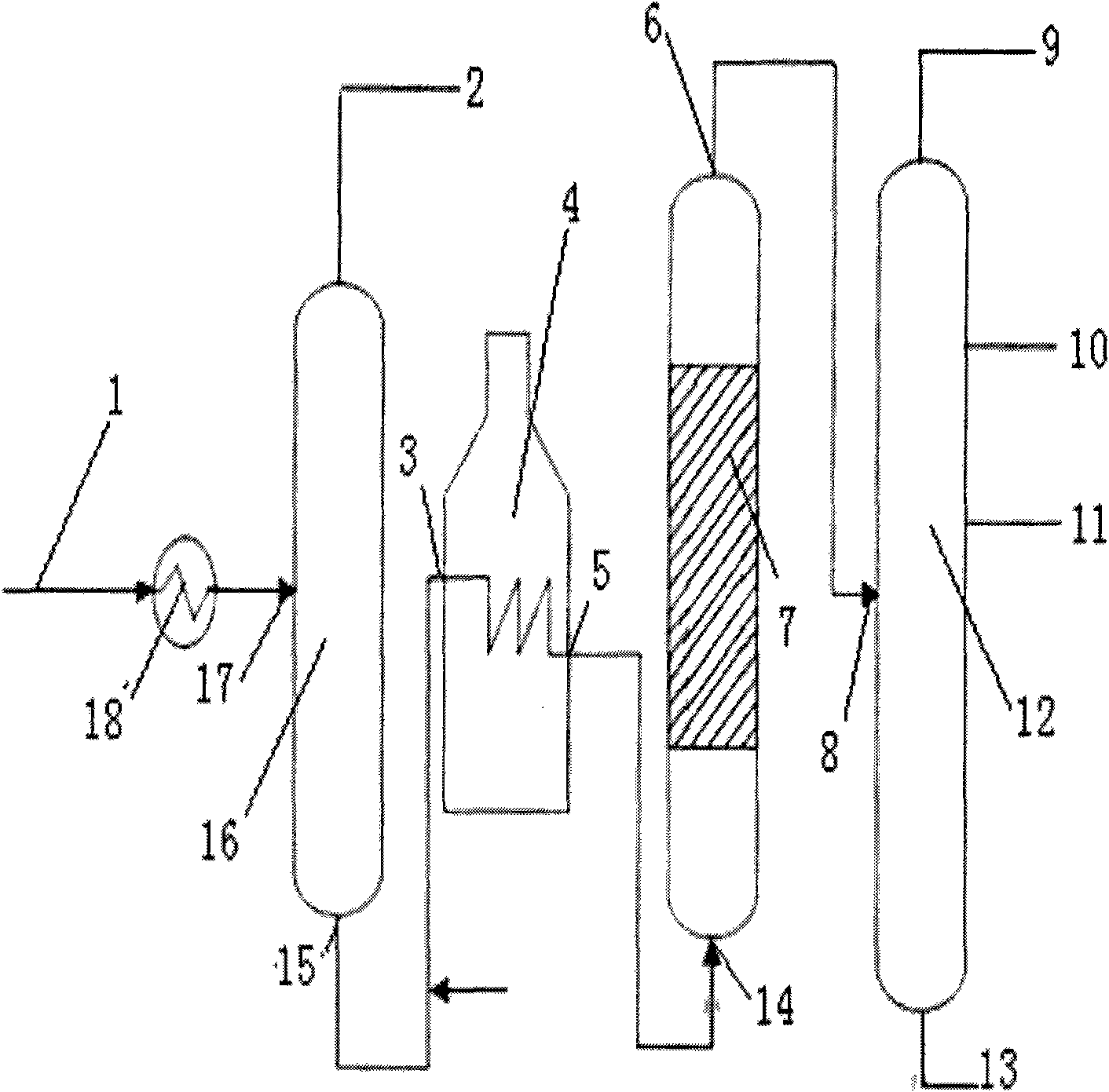 Method for directly producing road asphalt by mild cracking super-heavy crude oil