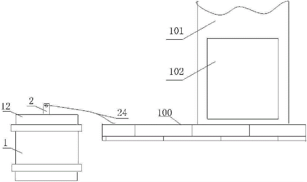 Conveyor with restraint rope and method thereof