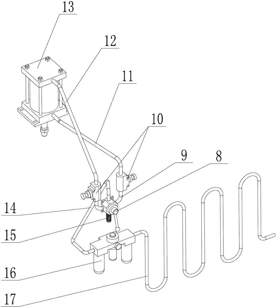 Auxiliary pressurizing device for sleeve assembling