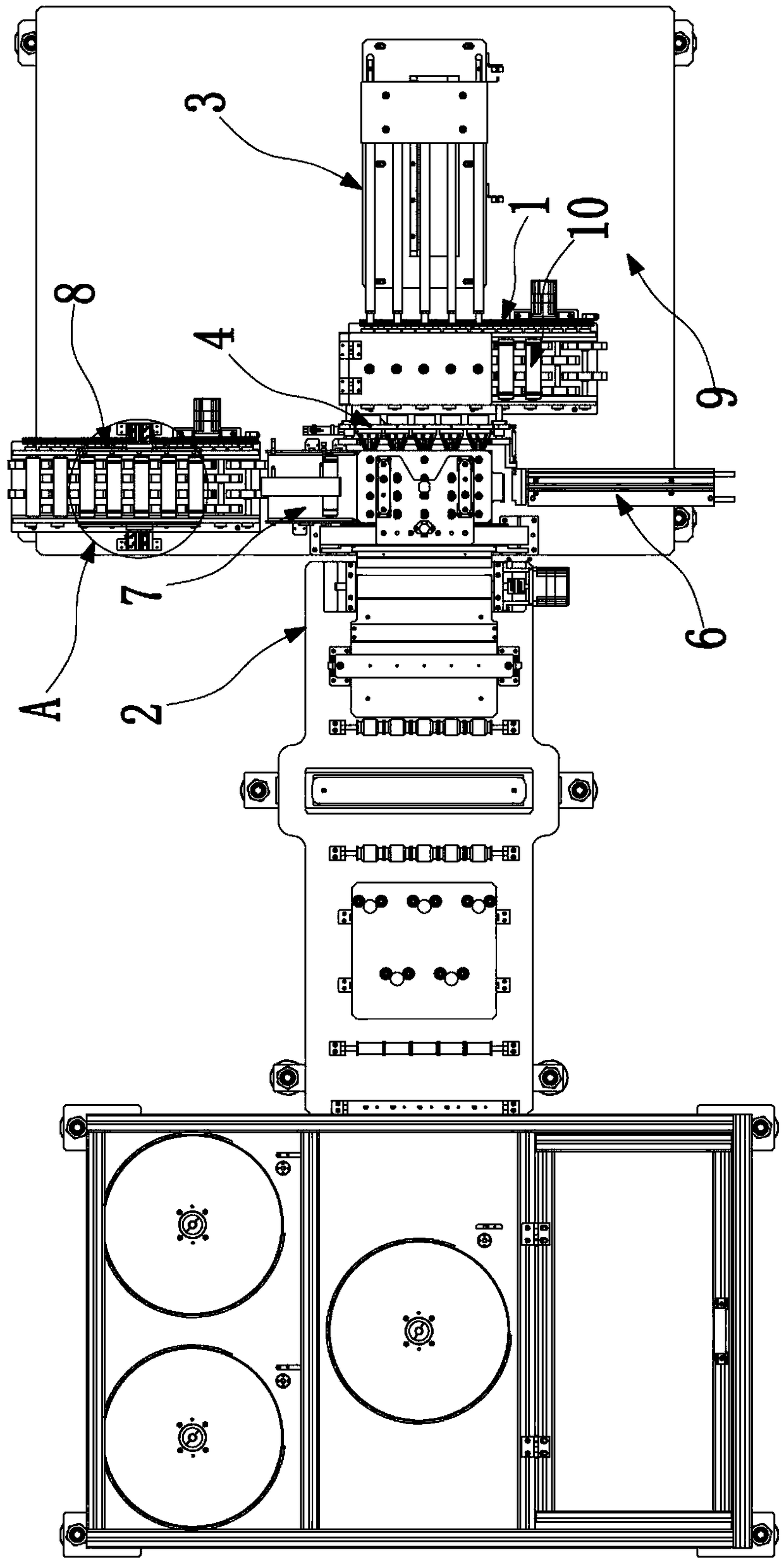 Rapid membrane sleeving machine of cylindrical battery cell and processing method of rapid membrane sleeving machine